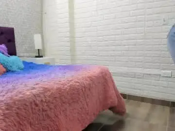 Chaturbate Free Porn Cam of sara_love_1