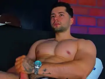 Chaturbate Live Porn of eliam_topson