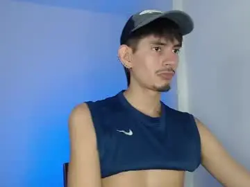 Chaturbate Watch Live Sex Cams of im_davo23