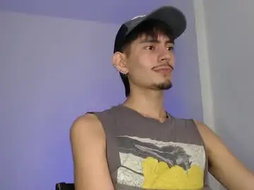 Chaturbate Free Porn Cam of im_davo23