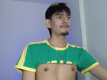 Chaturbate Adult Webcam of im_davo23