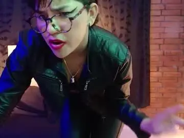 Chaturbate Watch Live Sex Cams of ise_lunny