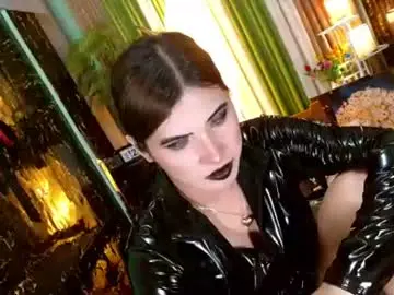 Chaturbate Live Sex Cam of queen_kendalx19