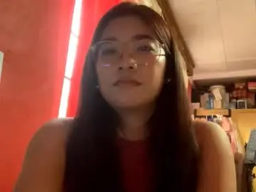 Chaturbate Free Live Porn of yenschallhorn