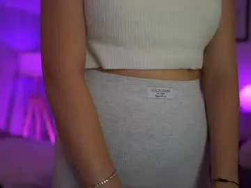 Chaturbate Live Porn of mooningkatee
