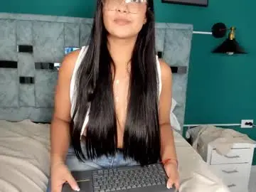 Chaturbate Live Sex Cam of tamaraa_lov