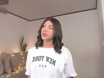 Chaturbate Free Porn Cam of your_favorite_doll_