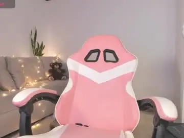 Chaturbate Free Porn Cam of your_favorite_doll_