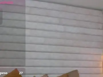 Chaturbate Live Sex Cam of cloe_monroee_