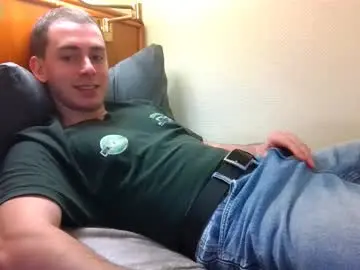 Chaturbate Sex Cam of tommy_rafs