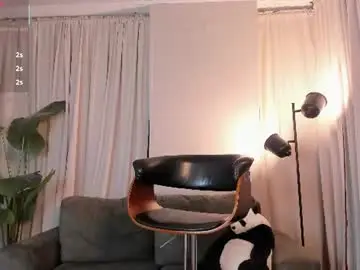 Chaturbate Live Sex Cam of akame_s