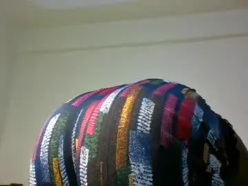 Chaturbate Live Sex Cam of emmyk26
