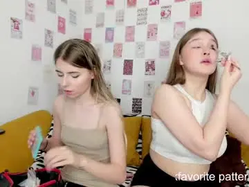 Chaturbate Watch Live Sex Cams of playfulmelly