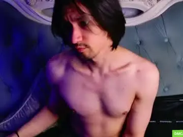 Chaturbate Live Sex Cam of calvinowens
