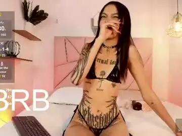 Chaturbate Adult Video Chat of emily_burton18