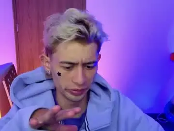 Chaturbate Best live sex cam show of mattias_dantee