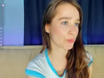 Chaturbate Free Live Porn of alivialovely