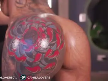 Chaturbate Live Porn of camilalovers01