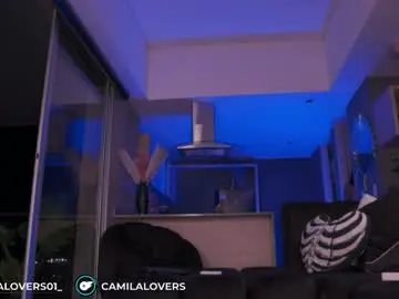 Chaturbate Live Sex Cam of camilalovers01
