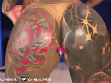 Chaturbate Live Sex Cam of camilalovers01