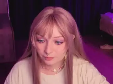 Chaturbate Live Sex Cam of eves_eyes