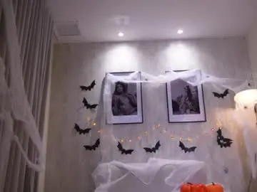 Chaturbate Live Sex Cam of nina_ponse