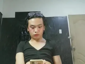 Chaturbate Adult Video Chat of yourhotdodz