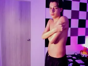 Chaturbate Best live sex cam show of alan_boy01