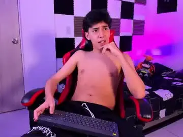 Chaturbate Live Porn of alan_boy01