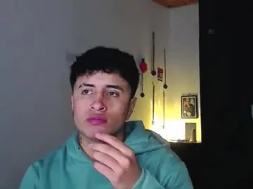 Chaturbate Live Porn of boylatin_777