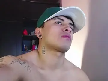 Chaturbate Sex Chat of boylatin_777