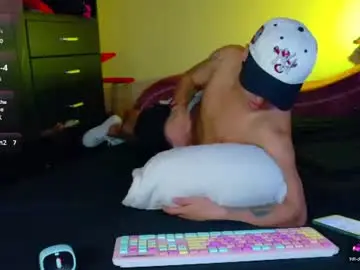 Chaturbate Live Sex Cam of boylatin_777
