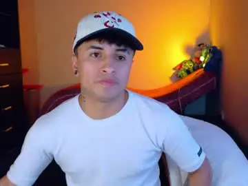 Chaturbate Live Sex of boylatin_777