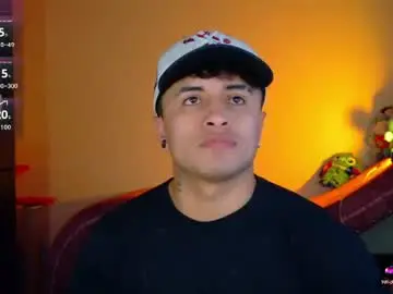 Chaturbate Live Porn of boylatin_777