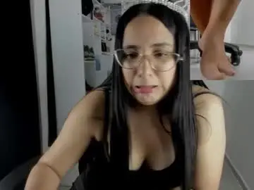 Chaturbate Adult Webcam of queen_findom1