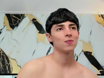 Chaturbate Nude Webcam of adam_clay21