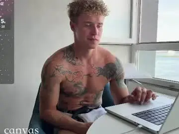 Chaturbate Private Sex Chat of andre_canvas