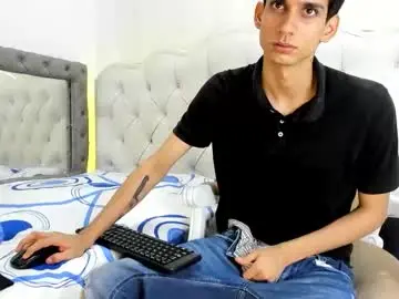 Chaturbate Free Live Porn of andrew_fucker_