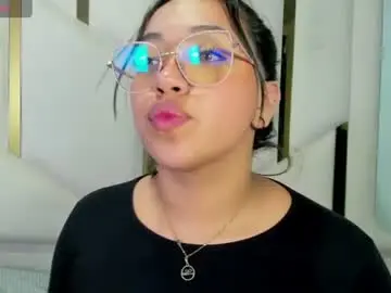 Chaturbate Live Porn of isabellrodriguez18