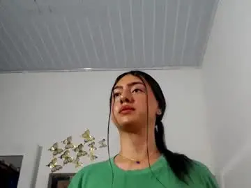 Chaturbate Live Sex Cam of kammi_candy