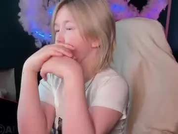 Chaturbate Free Live Porn of mia_ferd