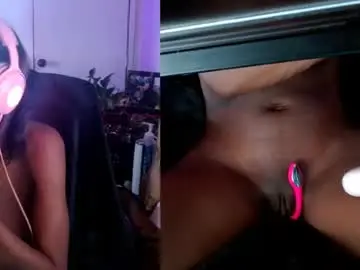 Chaturbate Free Porn Cam of alys_at_college