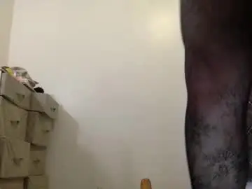 Chaturbate Nude Webcam of masked_femboy_stella