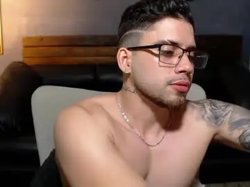 Chaturbate Adult Video Chat of mike_montoya