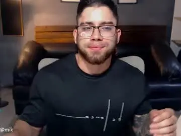 Chaturbate Sex Cam of mike_montoya