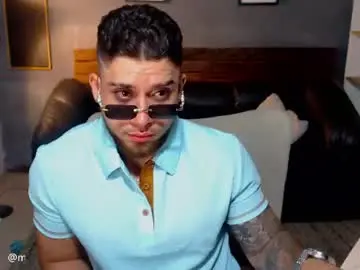Chaturbate Adult Webcams of mike_montoya