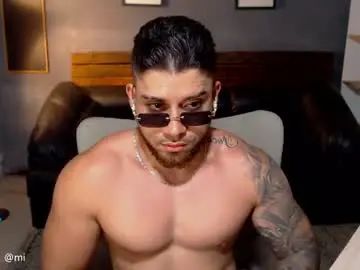 Chaturbate Private Sex Chat of mike_montoya