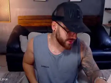 Chaturbate Sex Cam of mike_montoya