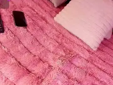 Chaturbate Adult Video Chat of myladreams