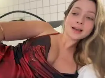 Chaturbate Live Sex Cam of pileacadieri__